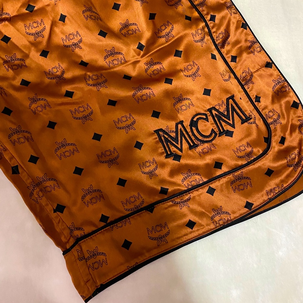 MCM Silk Shorts - Picture 5 of 8